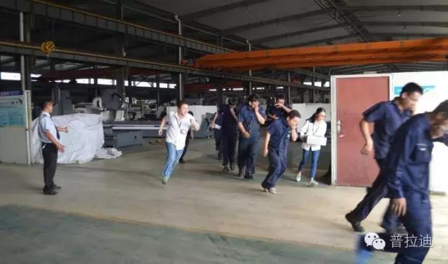消防演练1.jpg